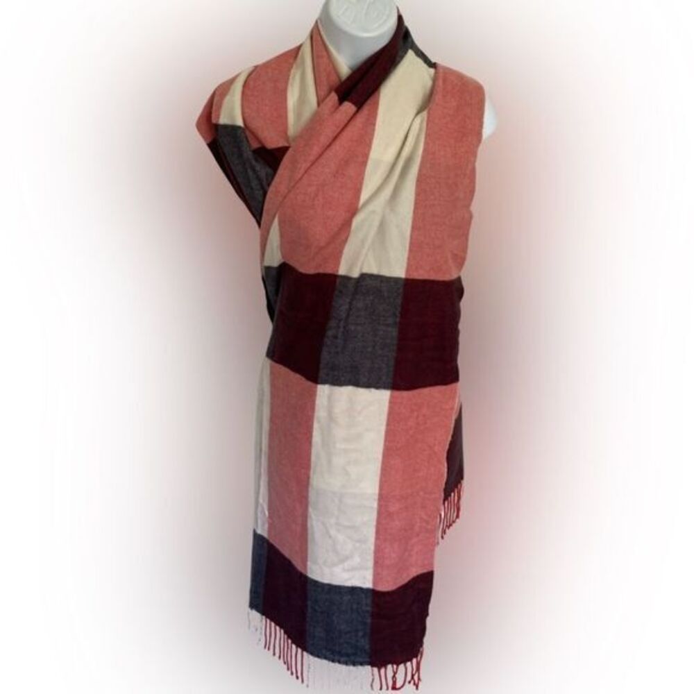 Gap Blanket Shawl -25 x82 red. White ,black with fringe. Modal blend